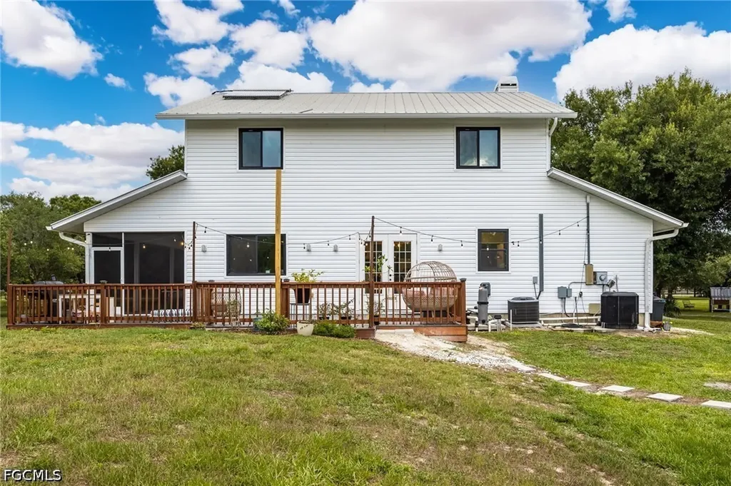 11790 Fox Hill Road North Fort Myers FL 33917