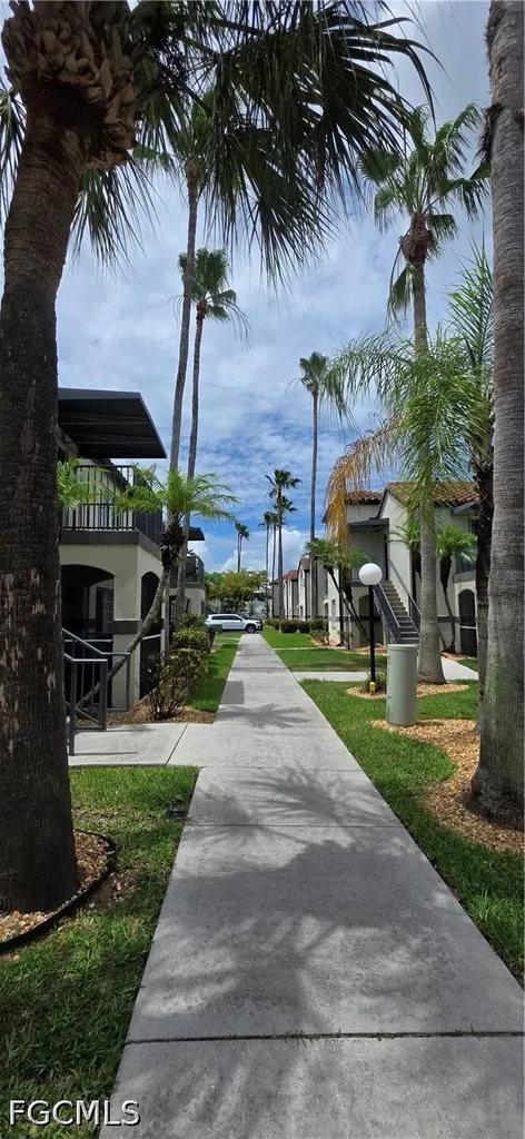 3419 Winkler Avenue Fort Myers FL 33916