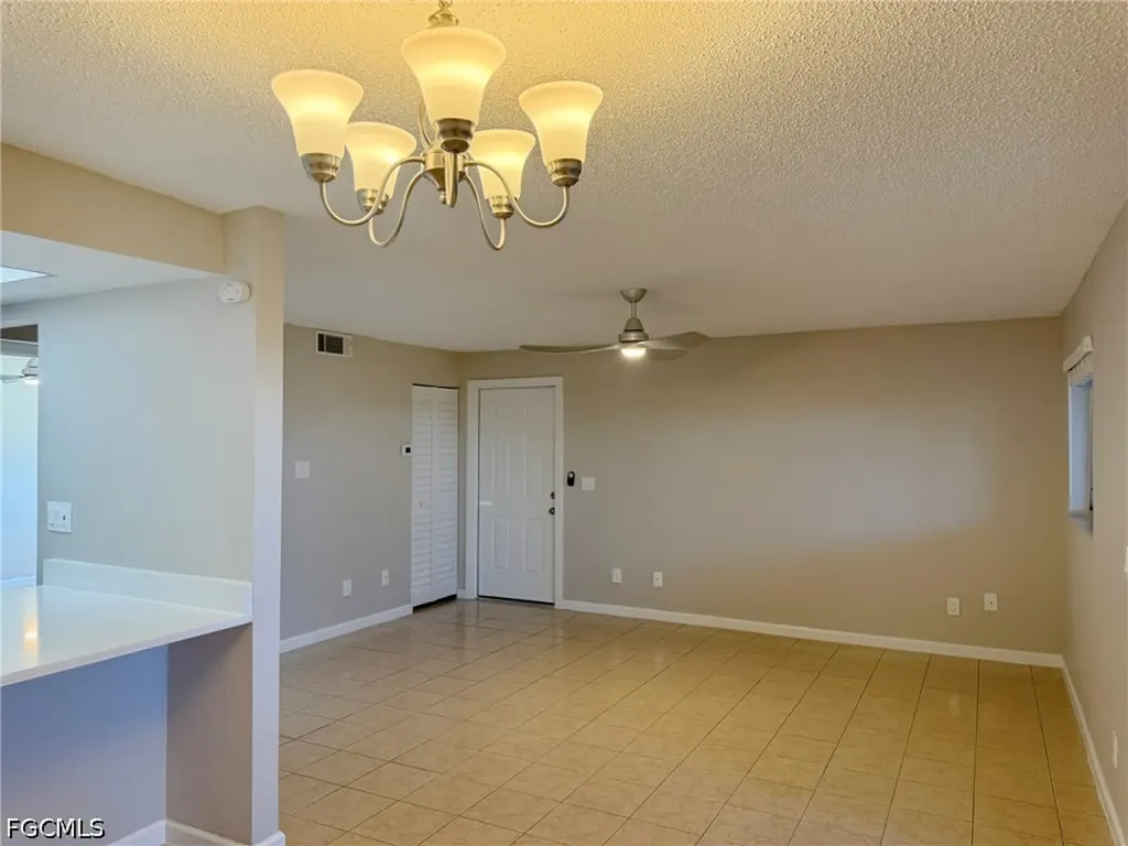 5751 Foxlake Drive North Fort Myers FL 33917