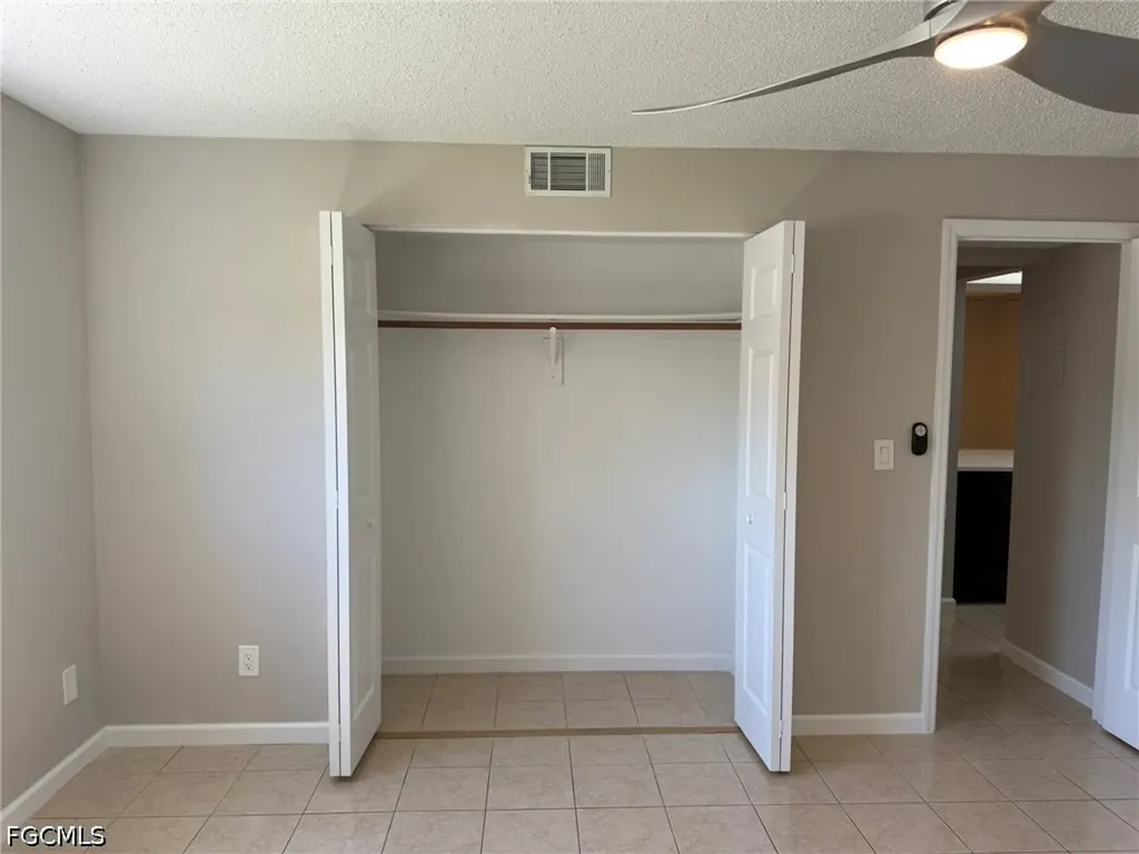 5751 Foxlake Drive North Fort Myers FL 33917