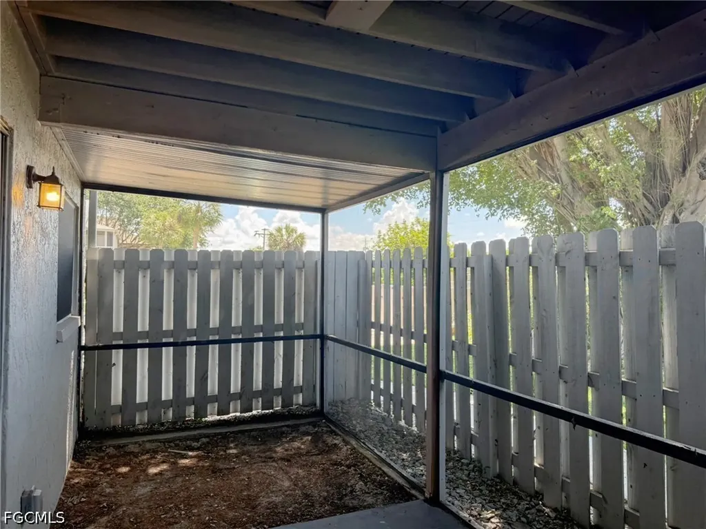 5751 Foxlake Drive North Fort Myers FL 33917