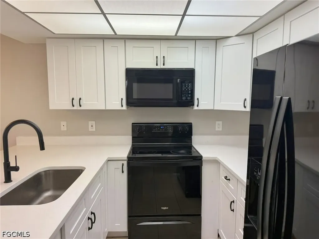 5751 Foxlake Drive North Fort Myers FL 33917