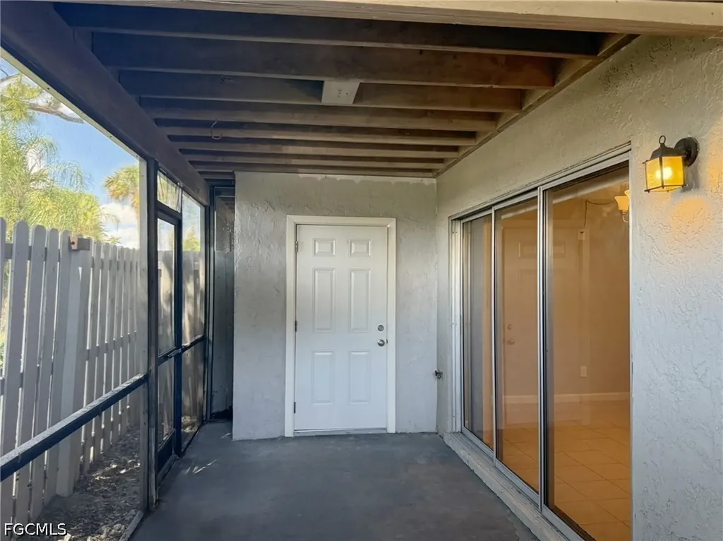 5751 Foxlake Drive North Fort Myers FL 33917