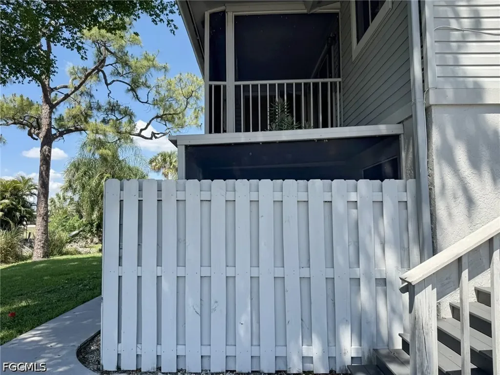 5751 Foxlake Drive North Fort Myers FL 33917