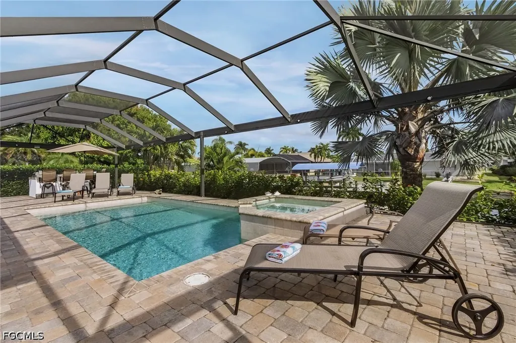 5325 Delano Court Cape Coral FL 33904