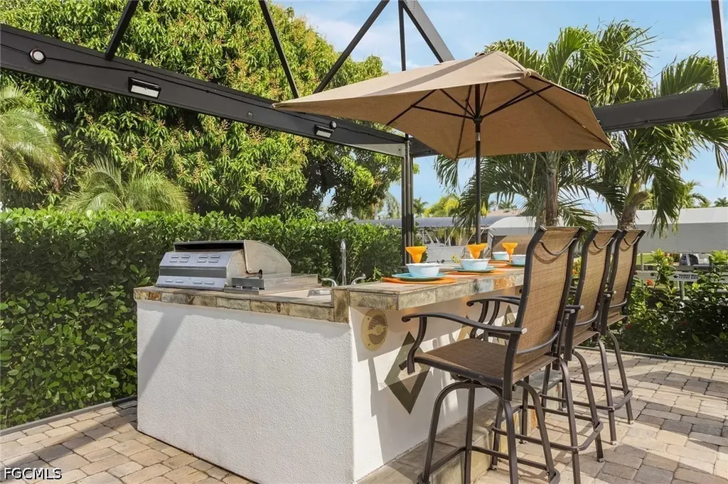 5325 Delano Court Cape Coral FL 33904