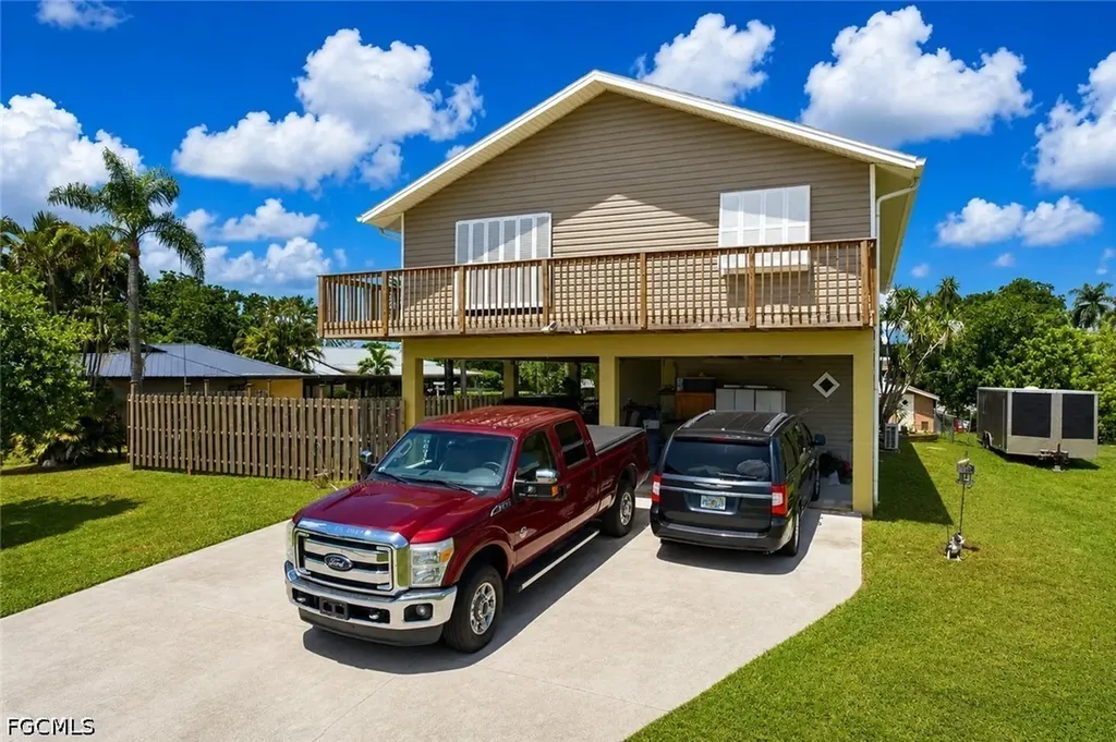 13442 Caribbean Boulevard Fort Myers FL 33905
