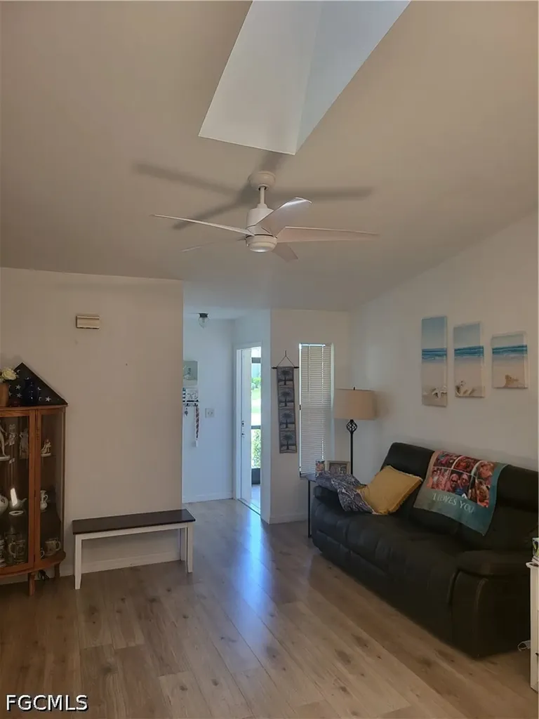 1433 SW 51st Lane Cape Coral FL 33914