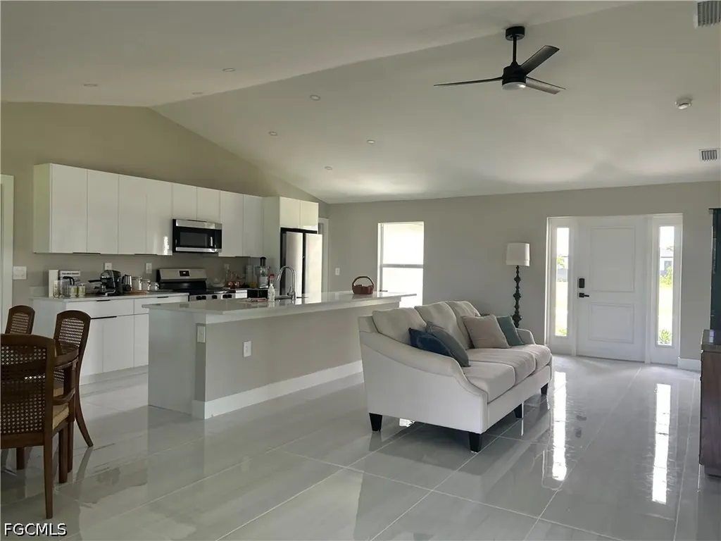 1534 NW 25th Avenue Cape Coral FL 33993