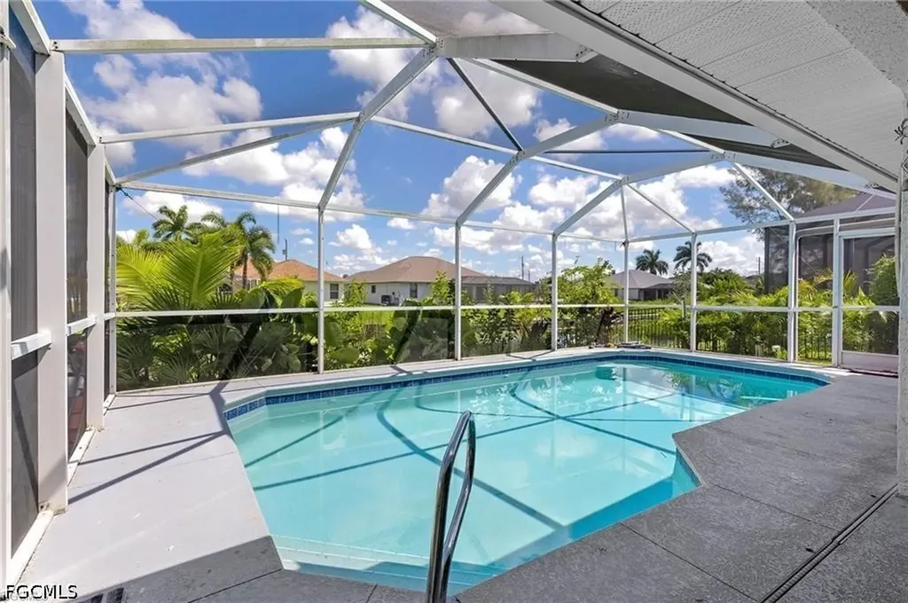 2101 SW 29th Terrace Cape Coral FL 33914