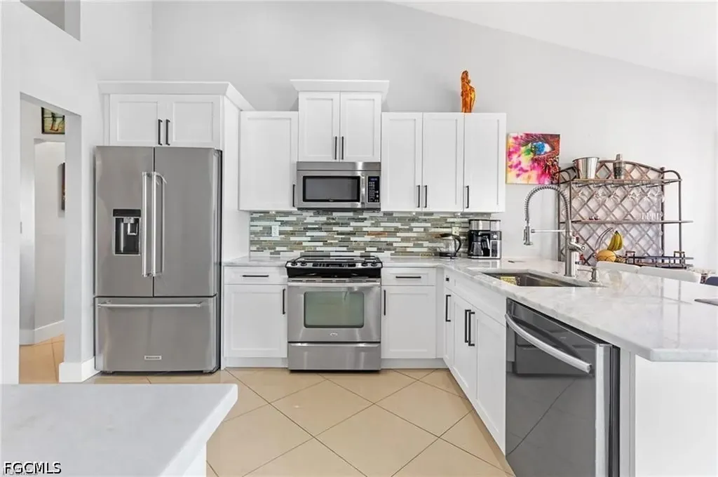 2101 SW 29th Terrace Cape Coral FL 33914