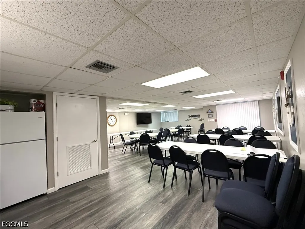 2121 Collier Avenue Fort Myers FL 33901
