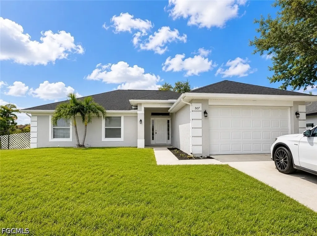 307 NW 4th Street Cape Coral FL 33993