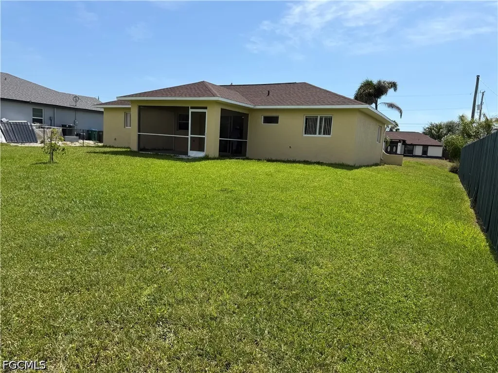 305 NW 22nd Place Cape Coral FL 33993