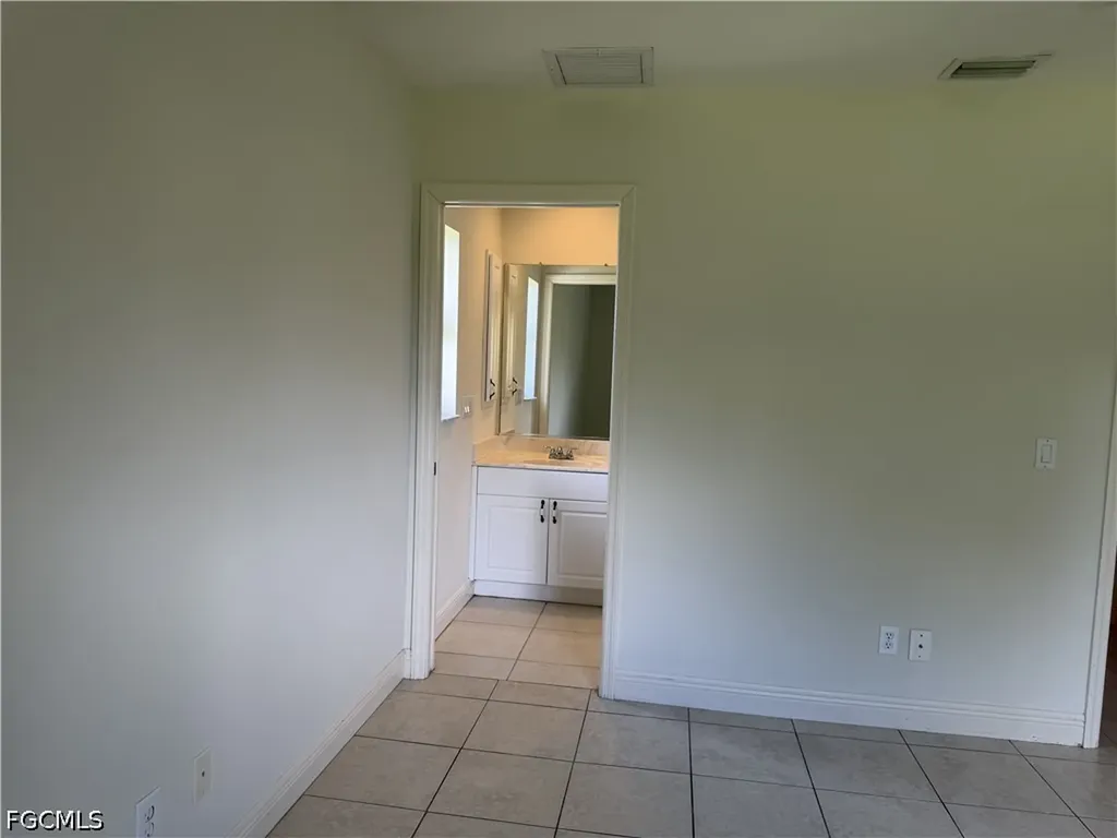 305 NW 22nd Place Cape Coral FL 33993
