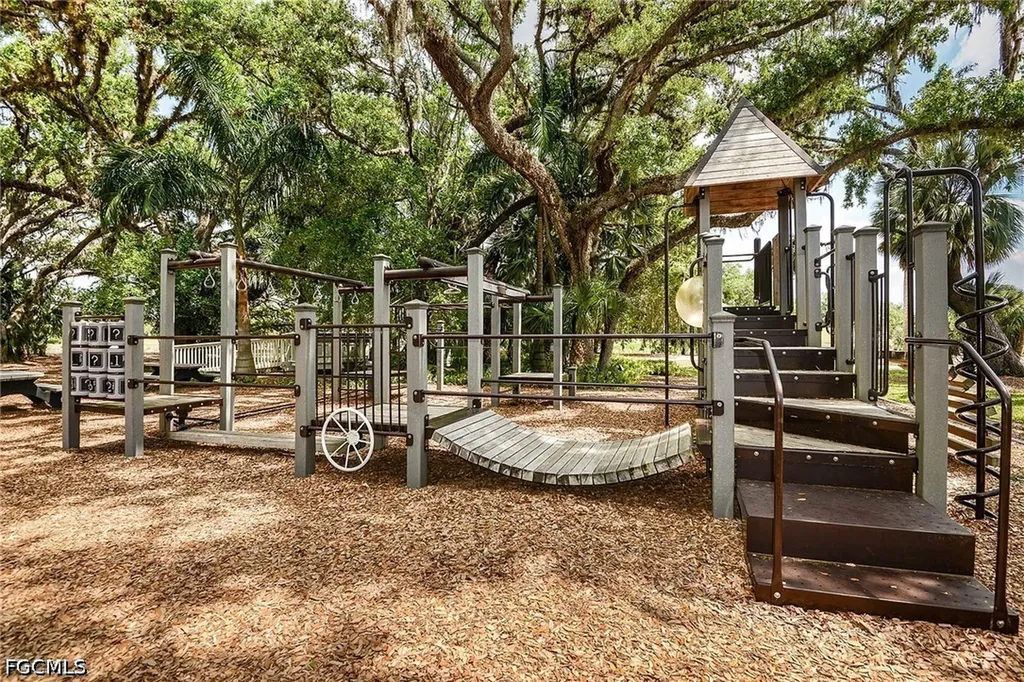 2937 Heritage Pines Drive Fort Myers FL 33905