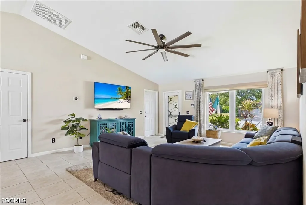 1732 SW 36th Terrace Cape Coral FL 33914