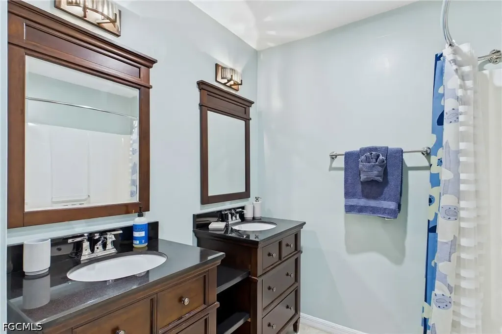 1732 SW 36th Terrace Cape Coral FL 33914