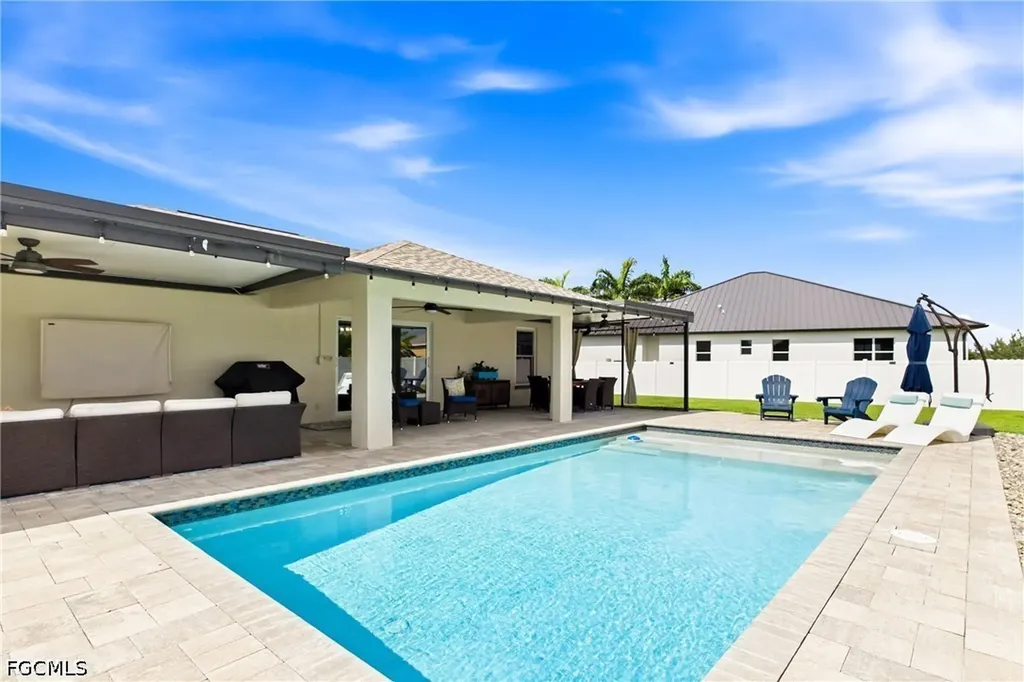 1732 SW 36th Terrace Cape Coral FL 33914