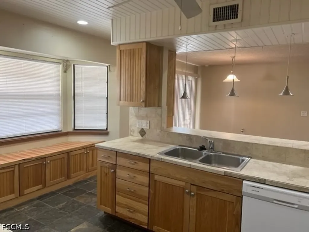 8174 Winged Foot Drive Fort Myers FL 33967