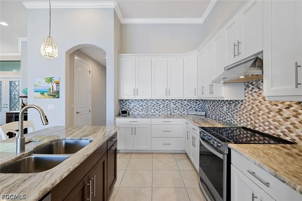 4612 NW 33rd Terrace Cape Coral FL 33993