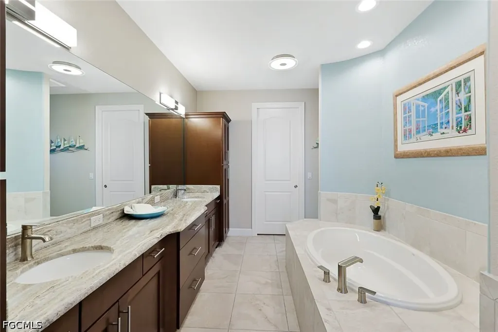 4612 NW 33rd Terrace Cape Coral FL 33993