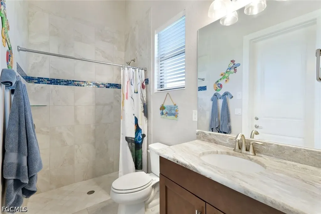 4612 NW 33rd Terrace Cape Coral FL 33993
