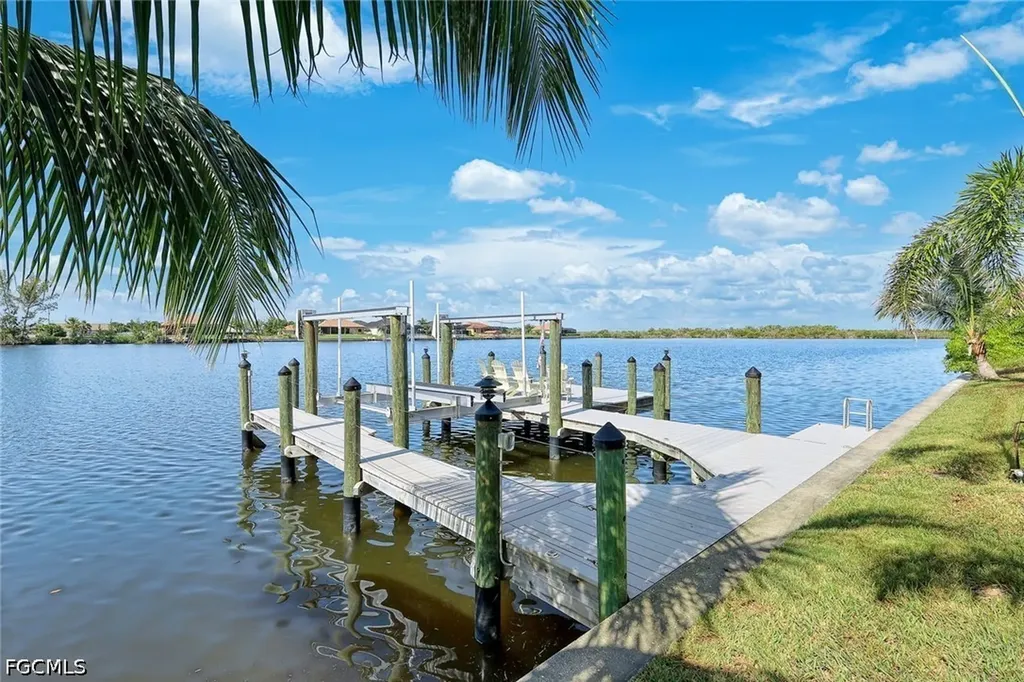 4612 NW 33rd Terrace Cape Coral FL 33993
