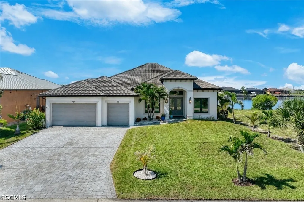 4612 NW 33rd Terrace Cape Coral FL 33993