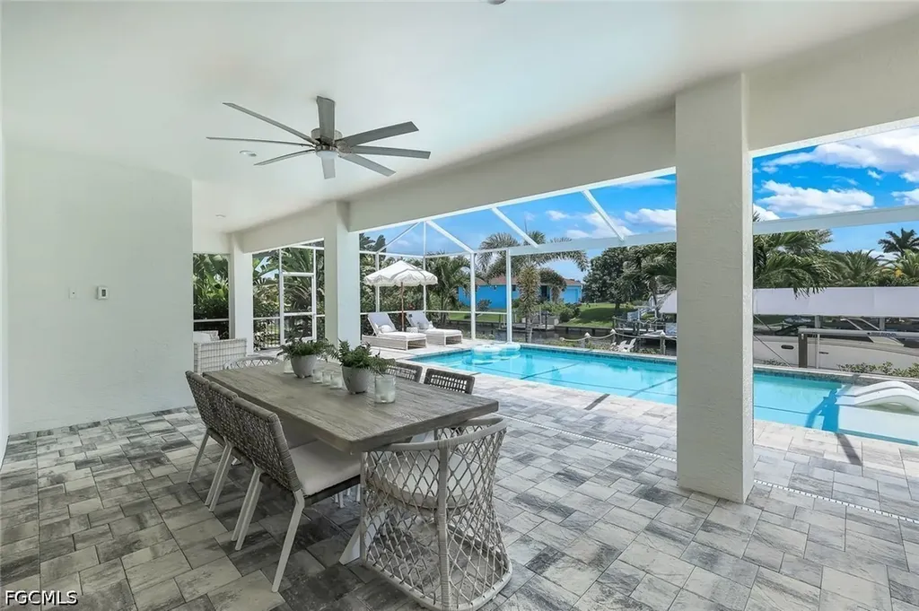 1319 SE 38th Street Cape Coral FL 33904