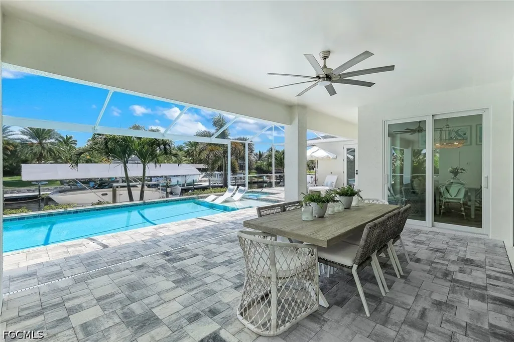 1319 SE 38th Street Cape Coral FL 33904