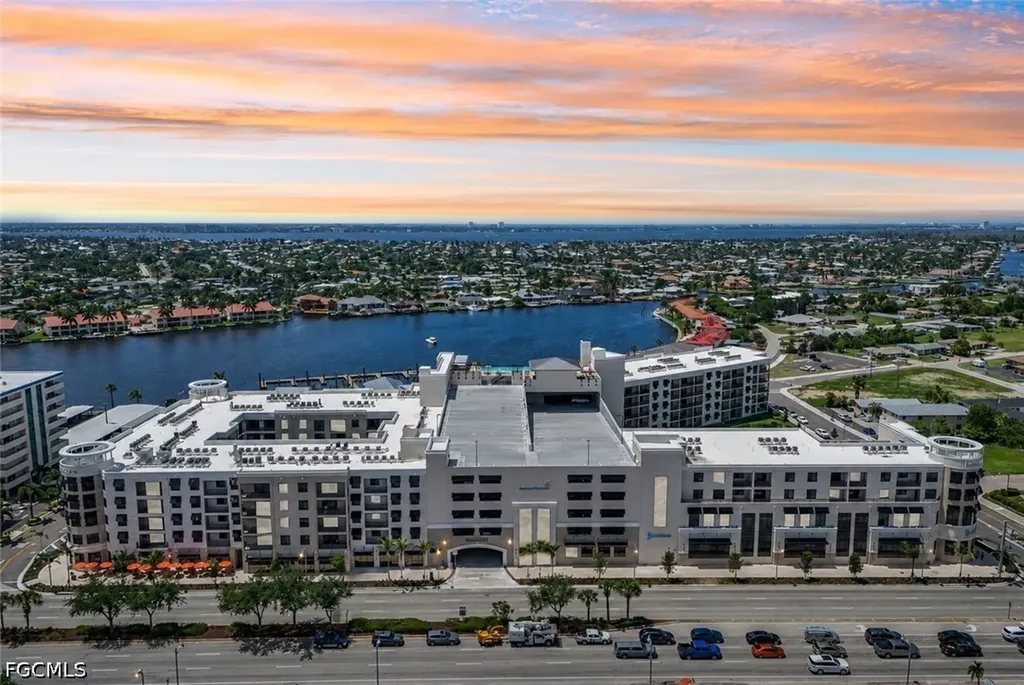 1319 SE 38th Street Cape Coral FL 33904