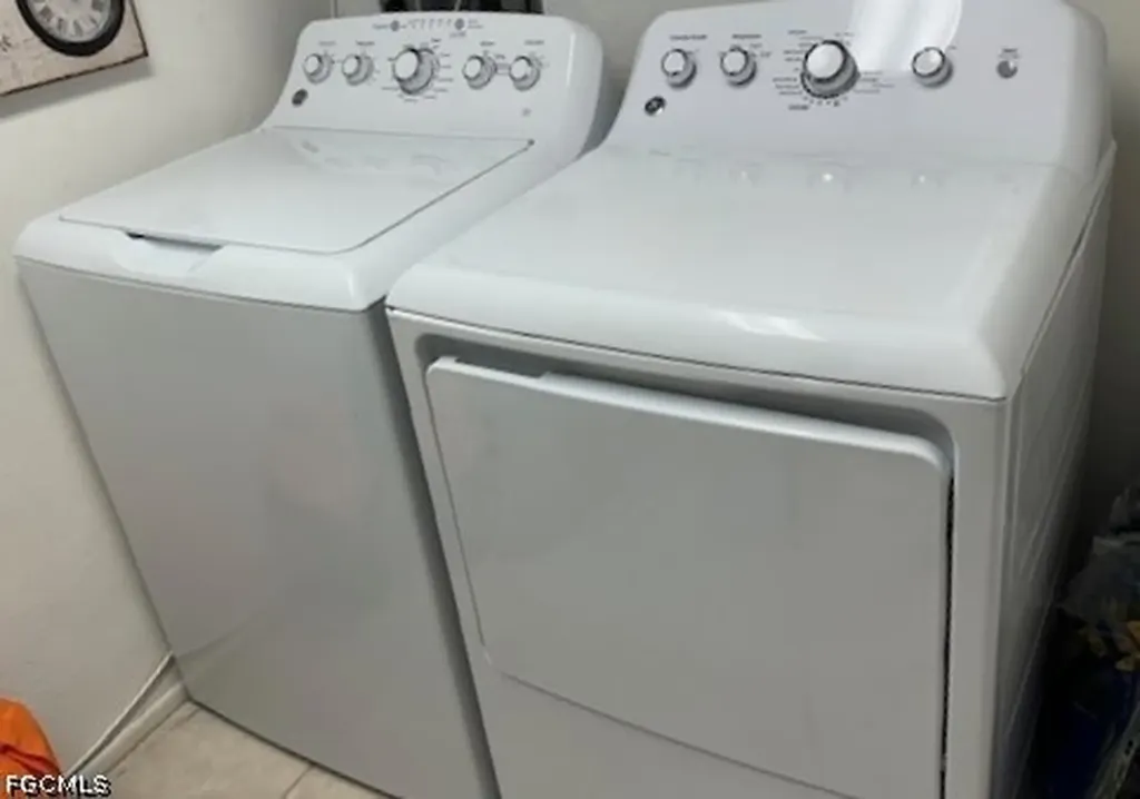 4210 Steamboat Bend Fort Myers FL 33919