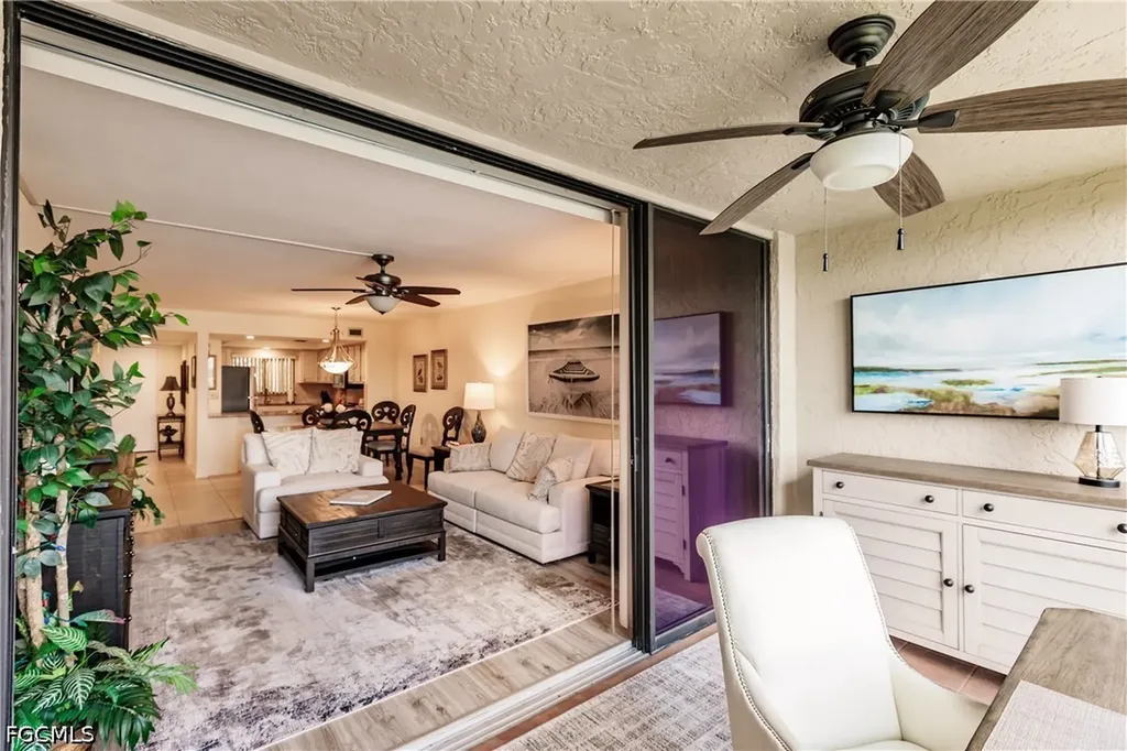 4210 Steamboat Bend Fort Myers FL 33919