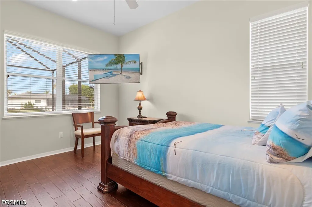1811 SE 37th Terrace Cape Coral FL 33904