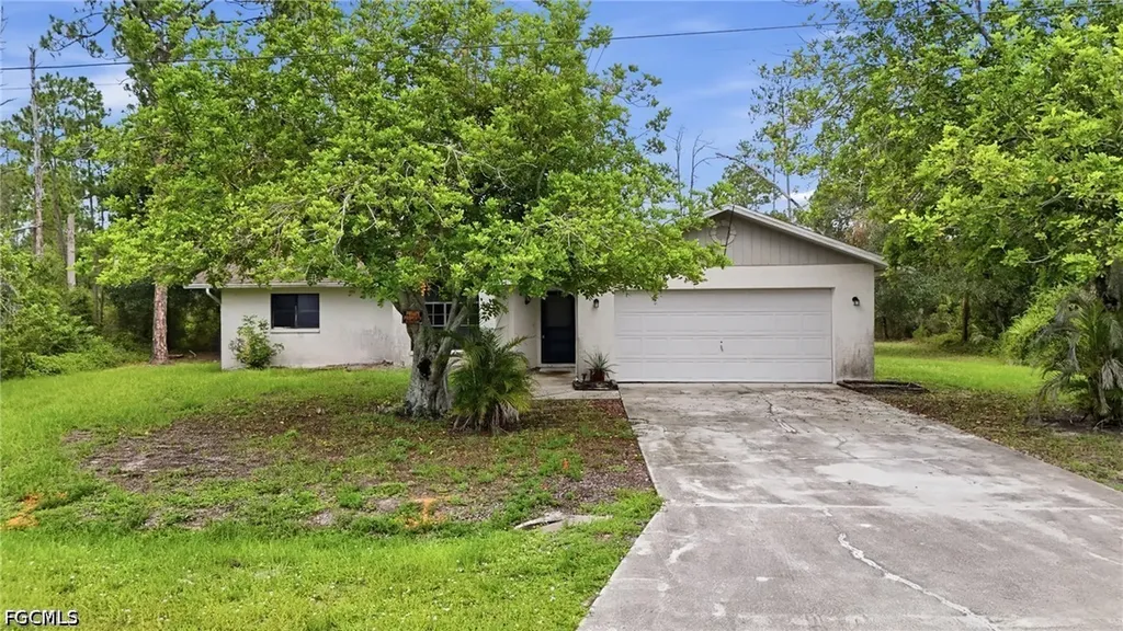 906 Wells Avenue Lehigh Acres FL 33972