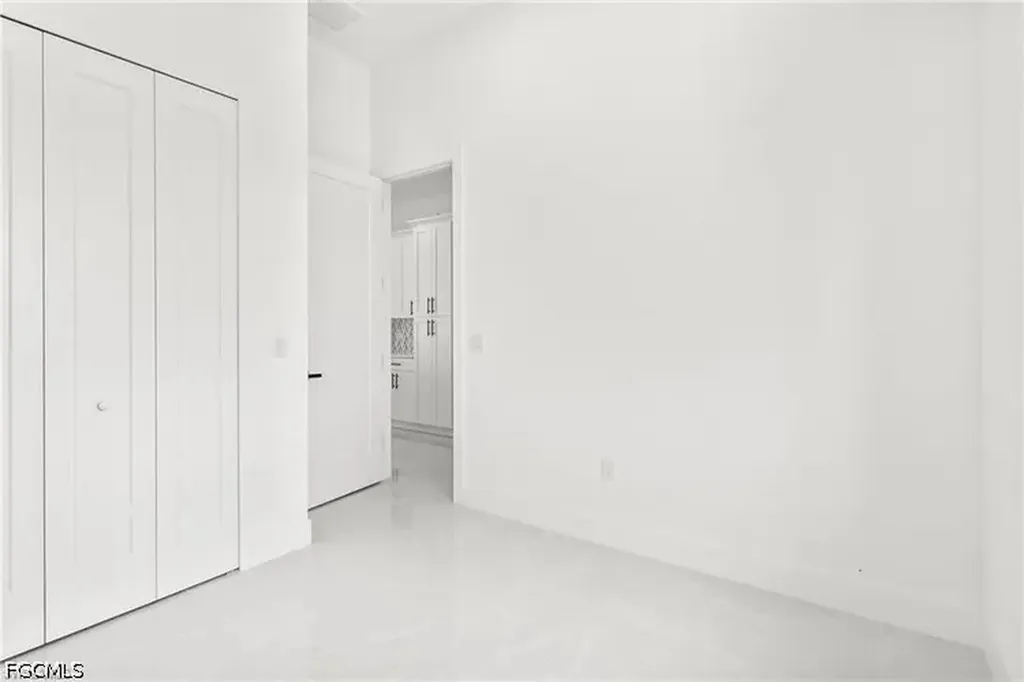 1809 SW Trafalgar Parkway Cape Coral FL 33991
