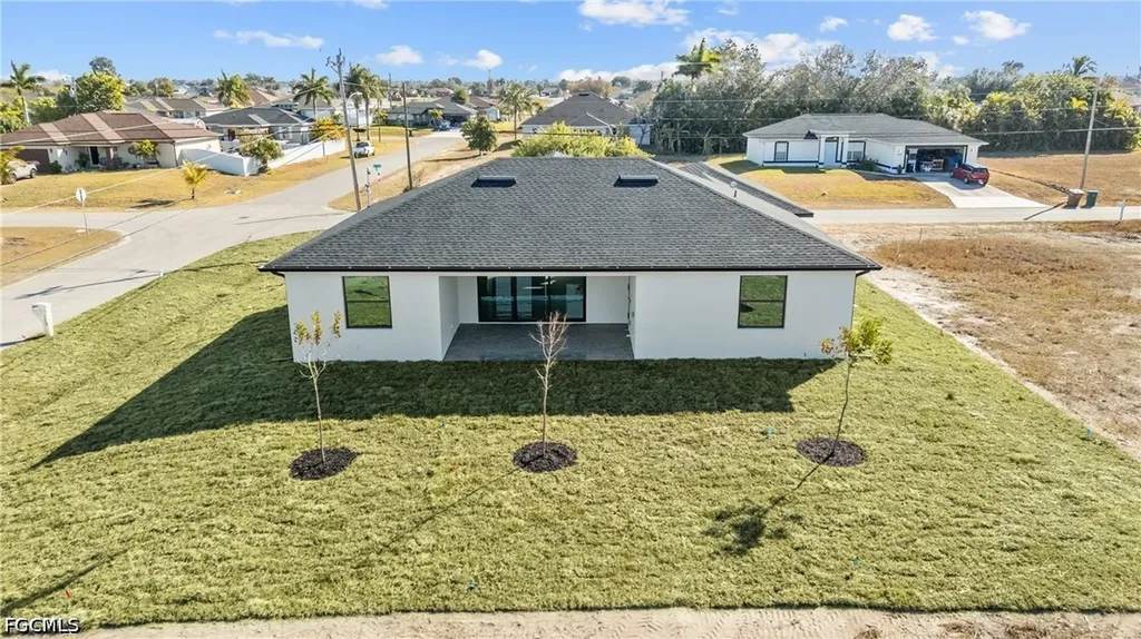 1030 NE 2nd Avenue Cape Coral FL 33909