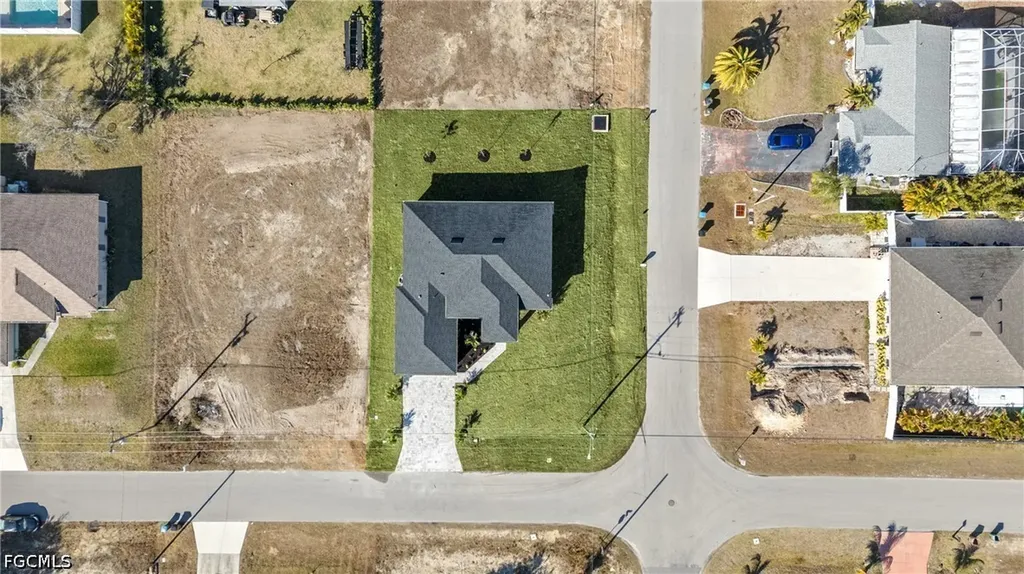 1030 NE 2nd Avenue Cape Coral FL 33909