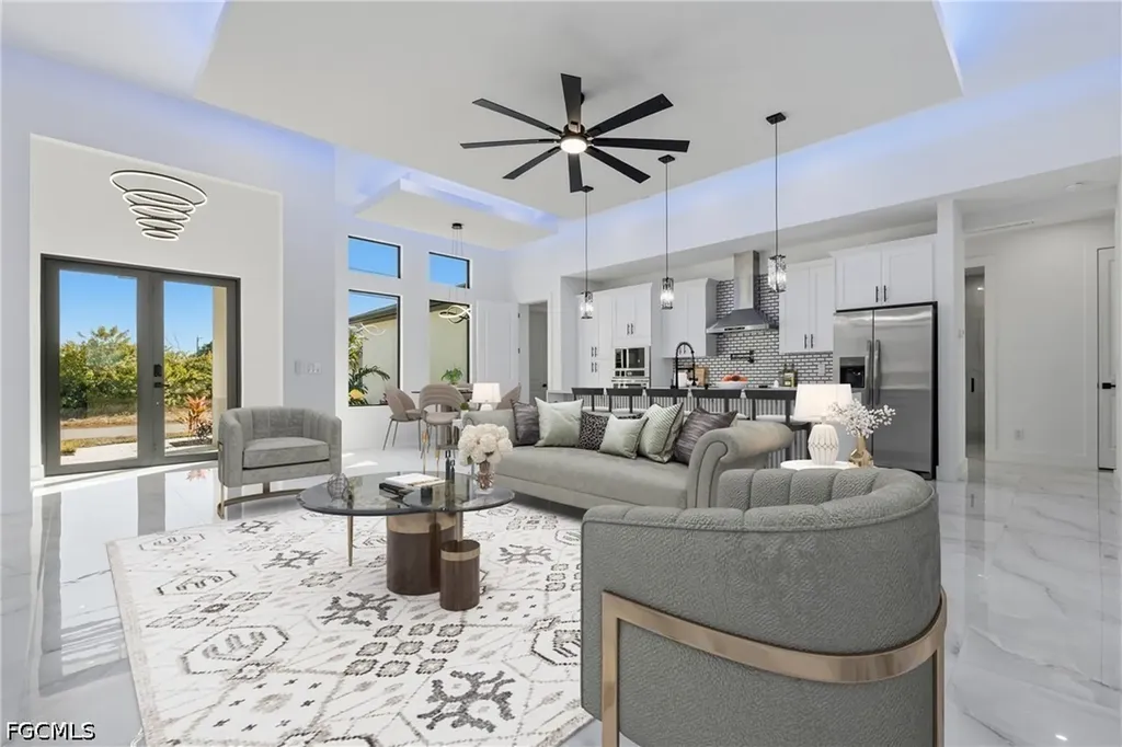 1030 NE 2nd Avenue Cape Coral FL 33909