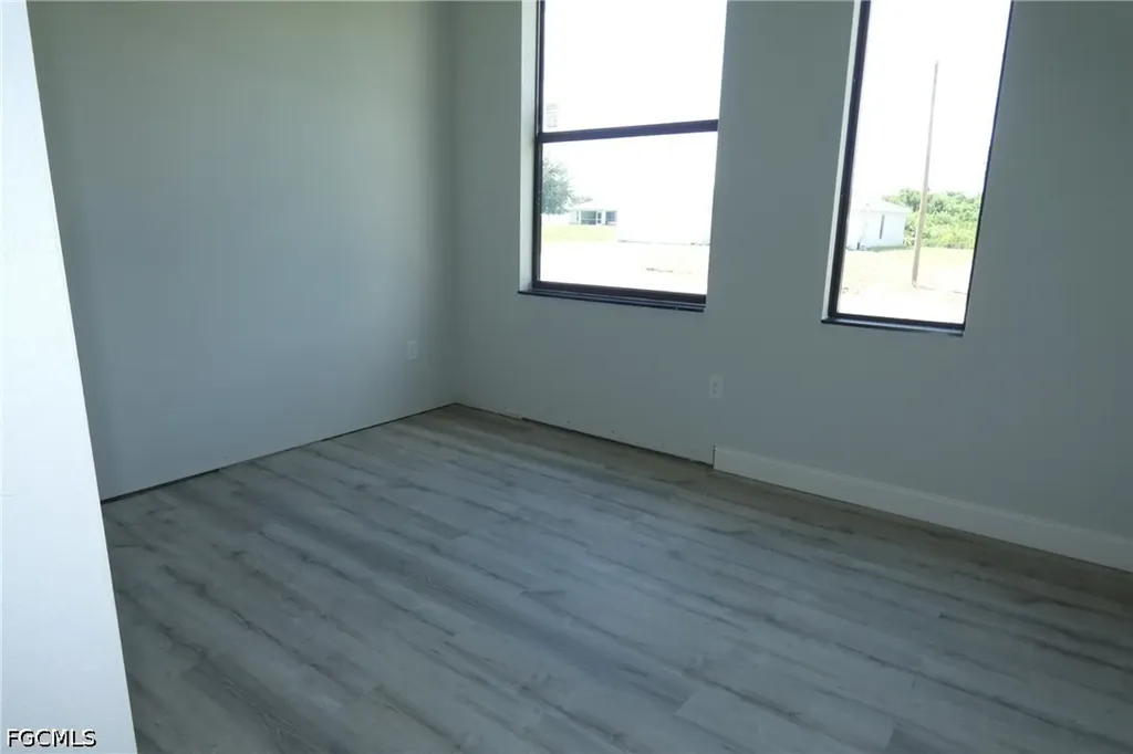 2802 30th Street SW Lehigh Acres FL 33976