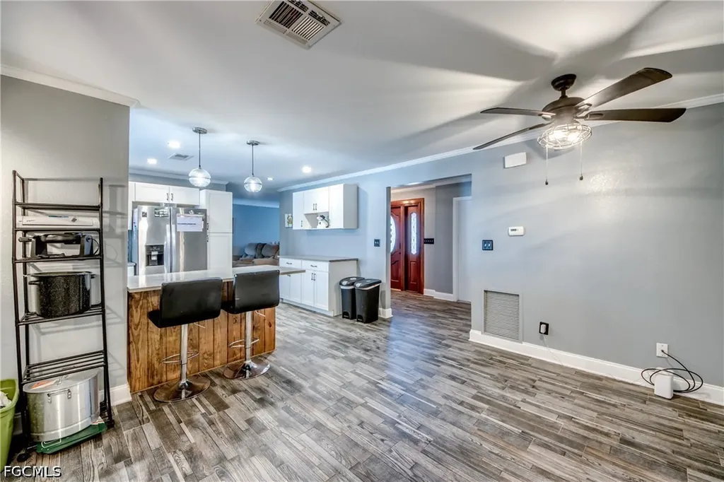 1131 SE 34th Street Cape Coral FL 33904