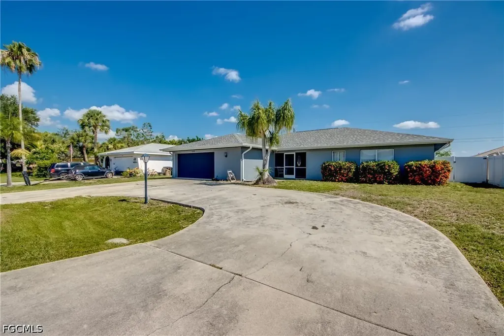 1131 SE 34th Street Cape Coral FL 33904