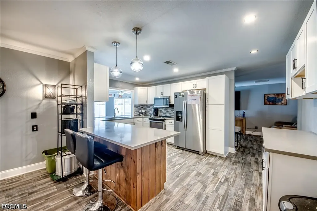 1131 SE 34th Street Cape Coral FL 33904