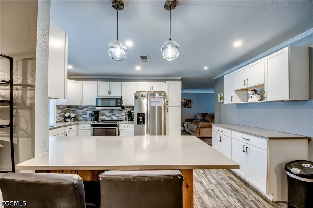1131 SE 34th Street Cape Coral FL 33904