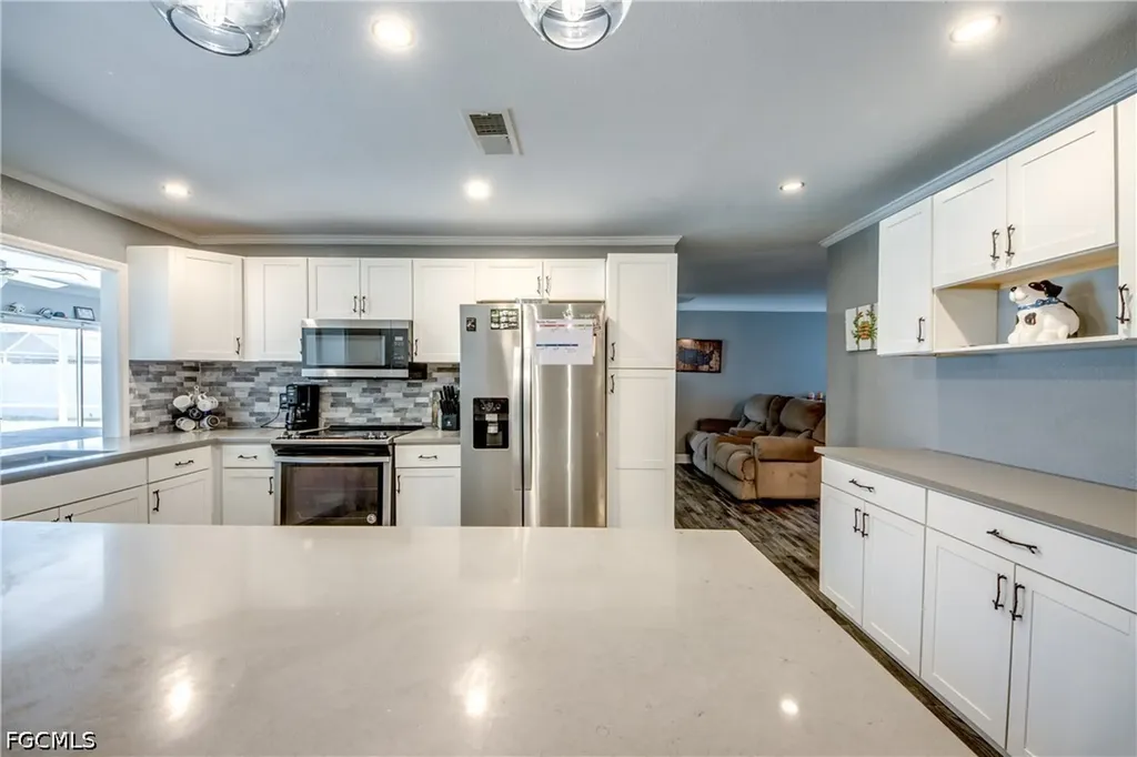 1131 SE 34th Street Cape Coral FL 33904