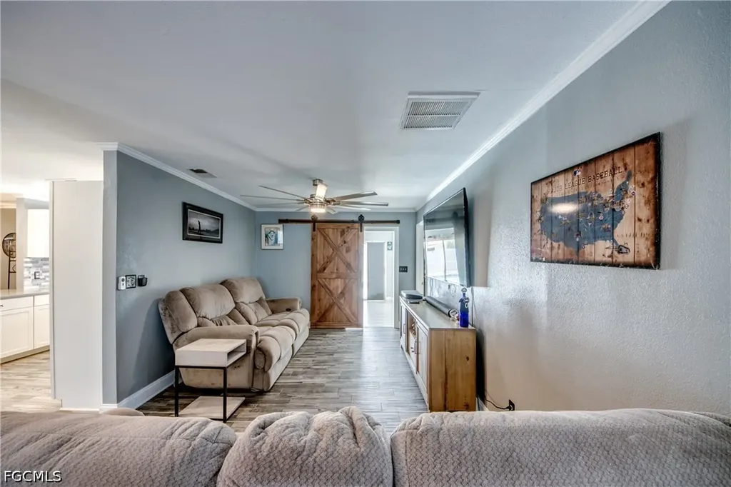 1131 SE 34th Street Cape Coral FL 33904