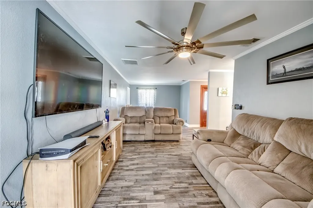 1131 SE 34th Street Cape Coral FL 33904