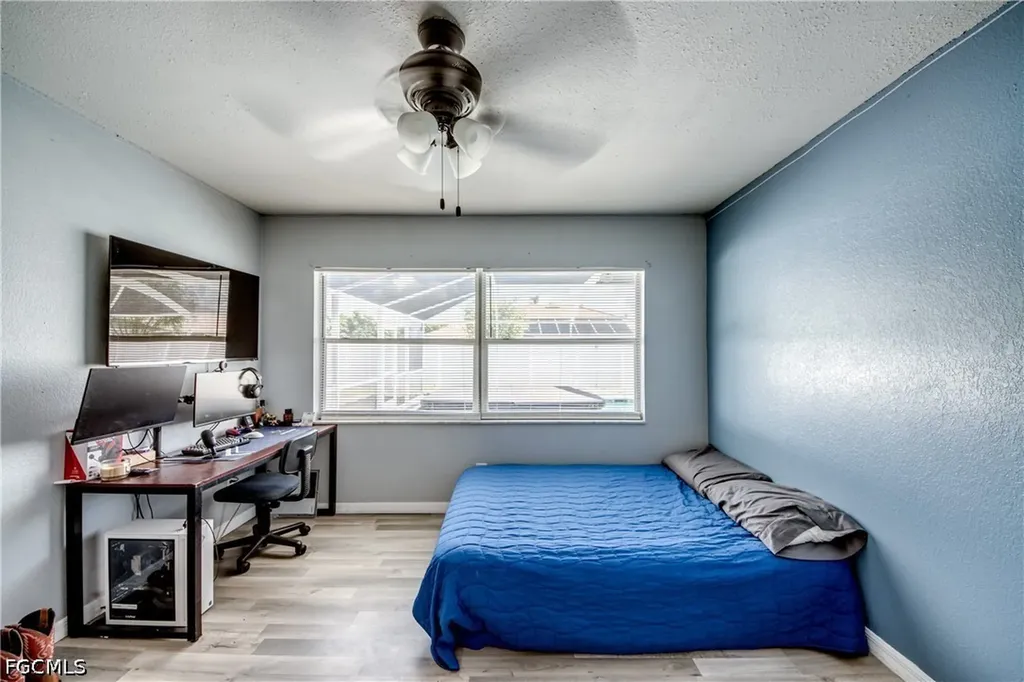 1131 SE 34th Street Cape Coral FL 33904