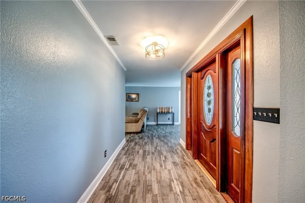 1131 SE 34th Street Cape Coral FL 33904